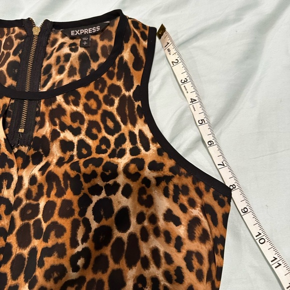 EUC Express Keyhole Cheetah Print Small Sleeveless Women’s Tank Top. Zipper Back - Picture 5 of 11